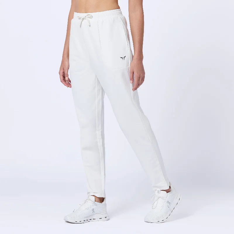 Stylish Outerwear Clothes For Women Vintage-Inspired Style Offers Essential Slim Joggers - Pearl White