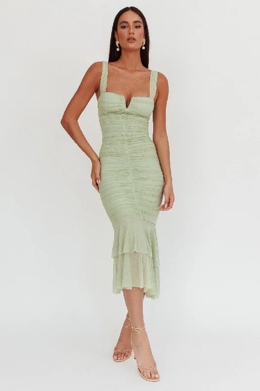 Women's High-End Clothing Vintage-Modern Style Offers Nadia Ruched Fishtail Maxi Dress Pistachio