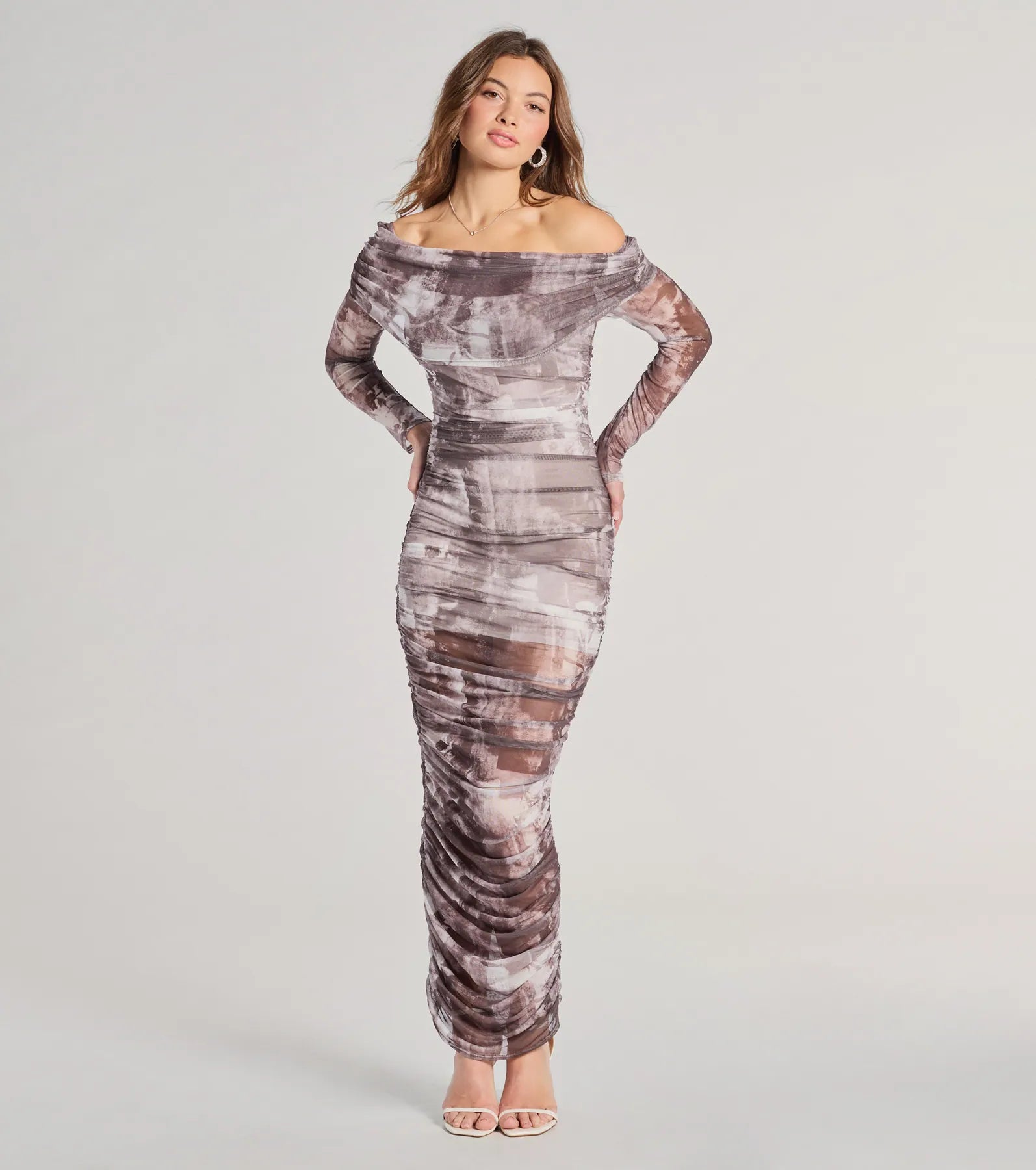 Women's Trendy Activewear Apparel Sophisticated Fashion Uptown Doll Off-The-Shoulder Abstract Maxi Dress