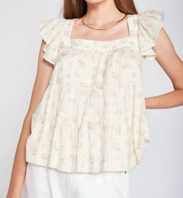 Vibrant Style Promotions Refine Floral Ruffle Top In White