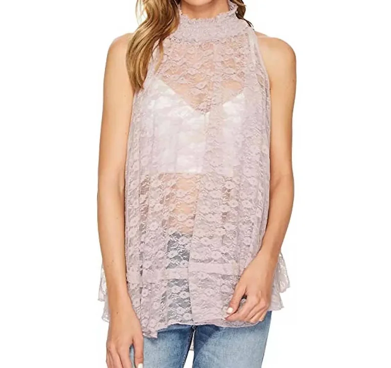 Forward Trendsetter Myrna Lace Top In Mauve