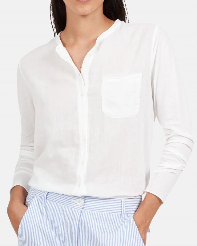 Sleek Style Discounts Tanay Knitted Shirt In White