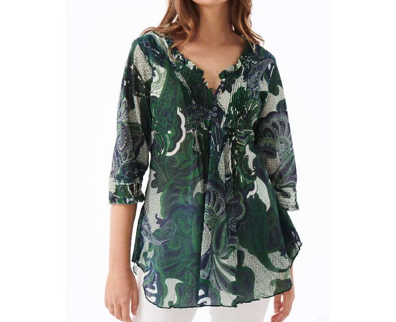 Day-To-Night Styles San Miguel Cotton Poppy Top In Emerald