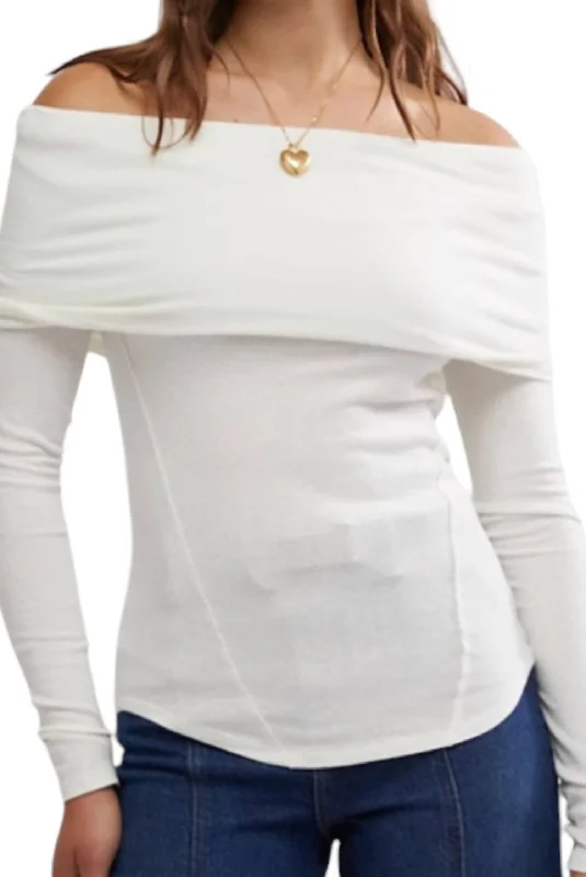 Limited Styles Iris Layering Top In Ivory